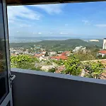 The View * Krujë